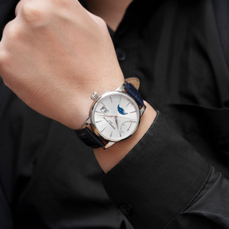 Frederique Constant - Manufacture
Classic Power Reserve Big Date