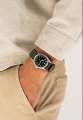 HAMILTON - Khaki Field
Quartz