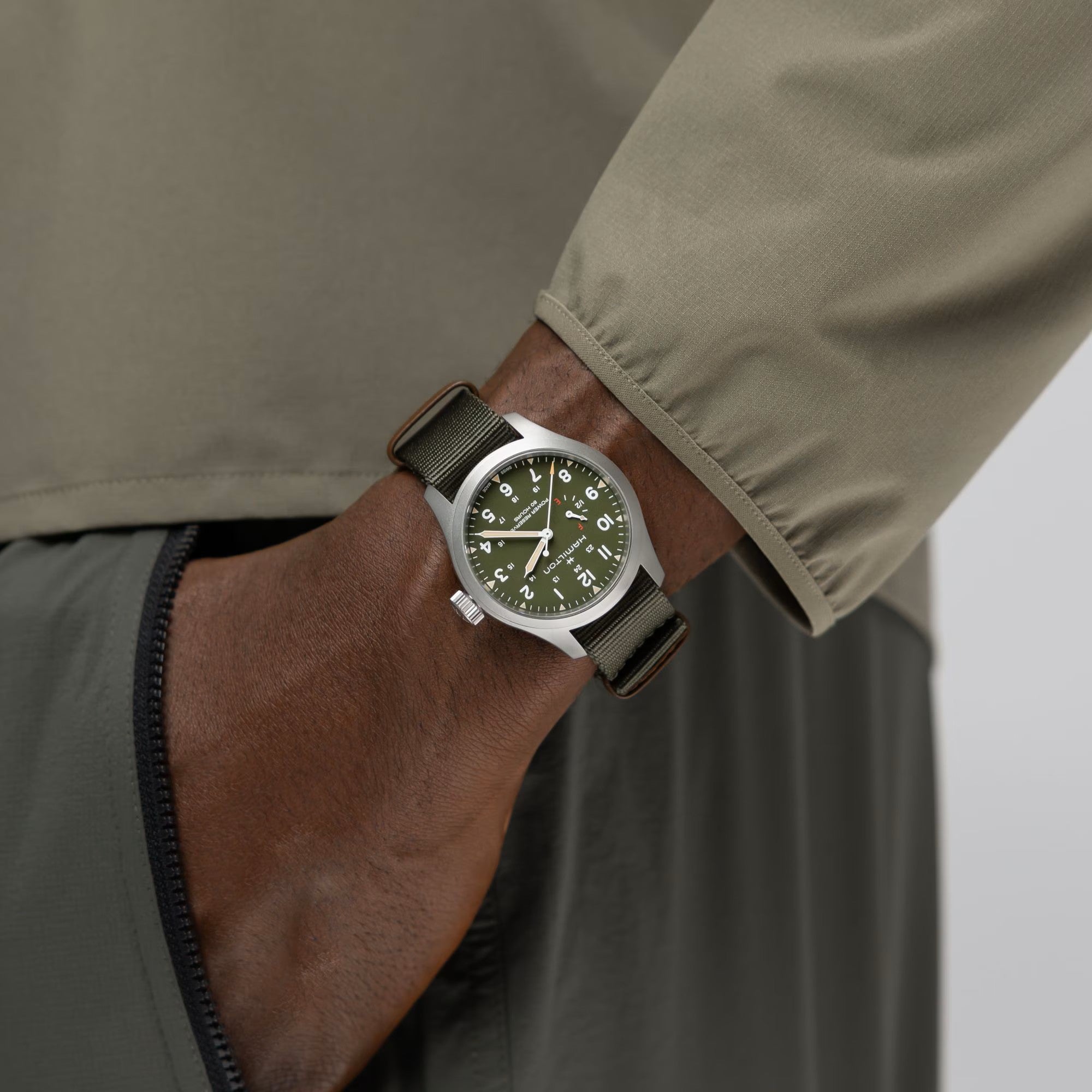 HAMILTON - Khaki Field Mechanical Power Reserve