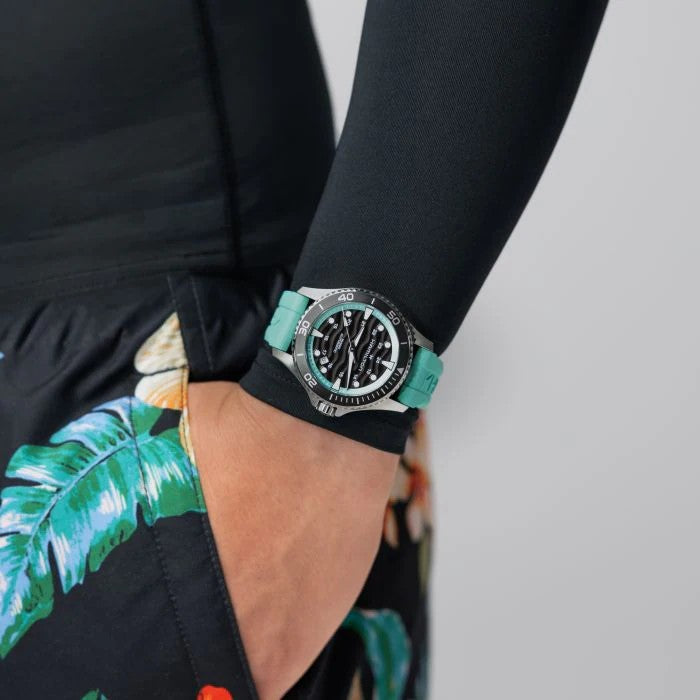 HAMILTON - Khaki Navy Scuba 40mm