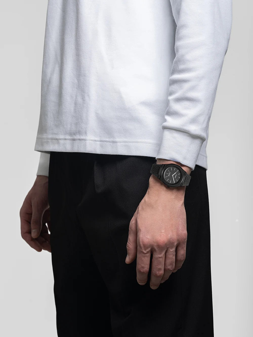 D1 Milano - Ultra Thin Black Kevlar